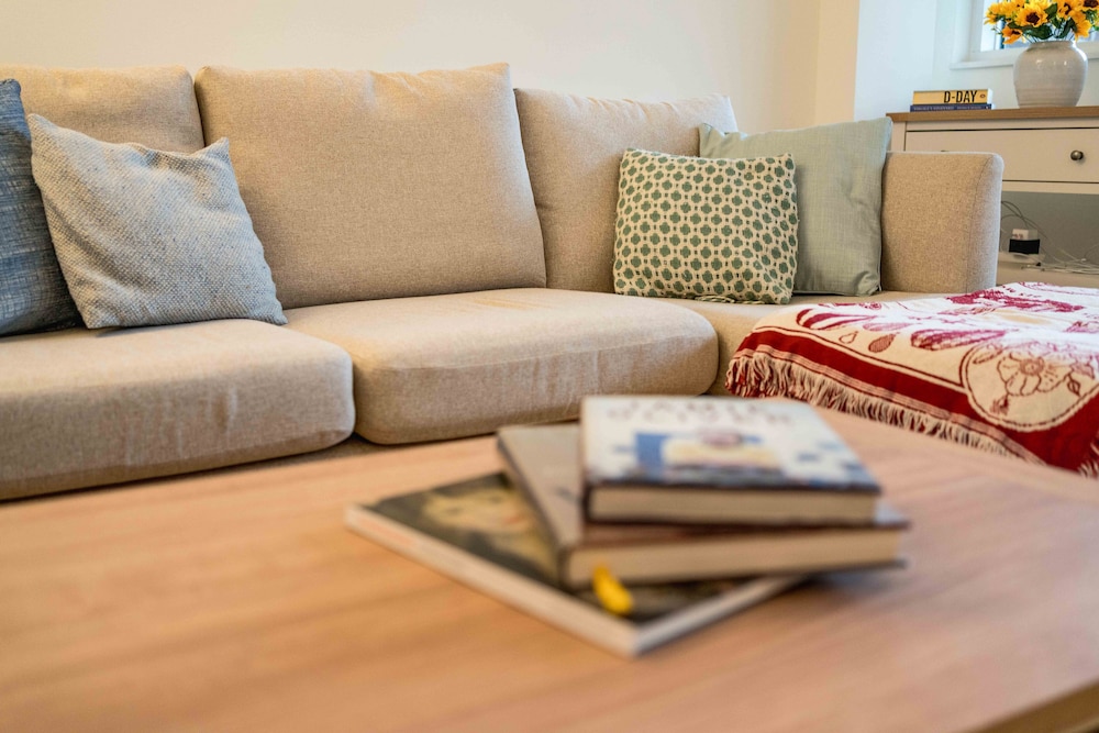 Bright 2-Bed Flat Near St Paul’S
