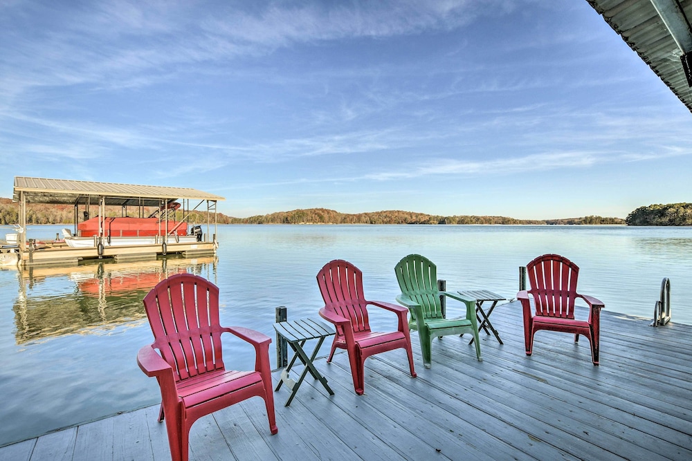 Lake Hartwell Home w/ Private Dock  Hot Tub! - Property Image 1