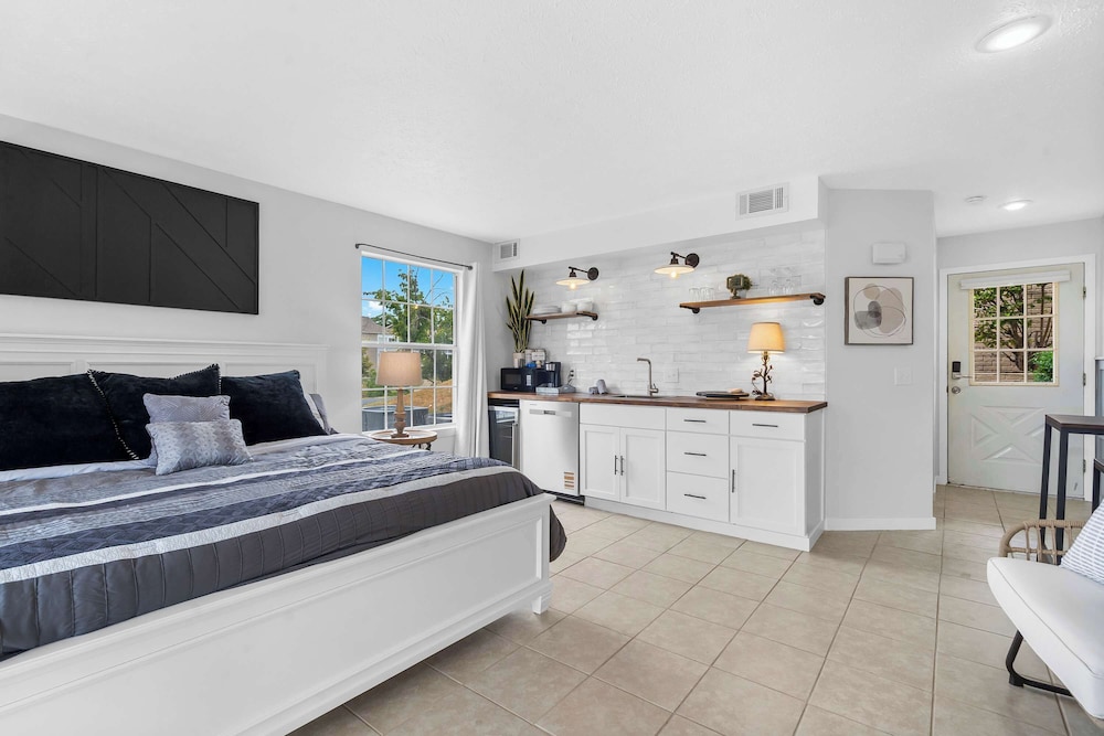 The Chic Retreat - Studio for 2