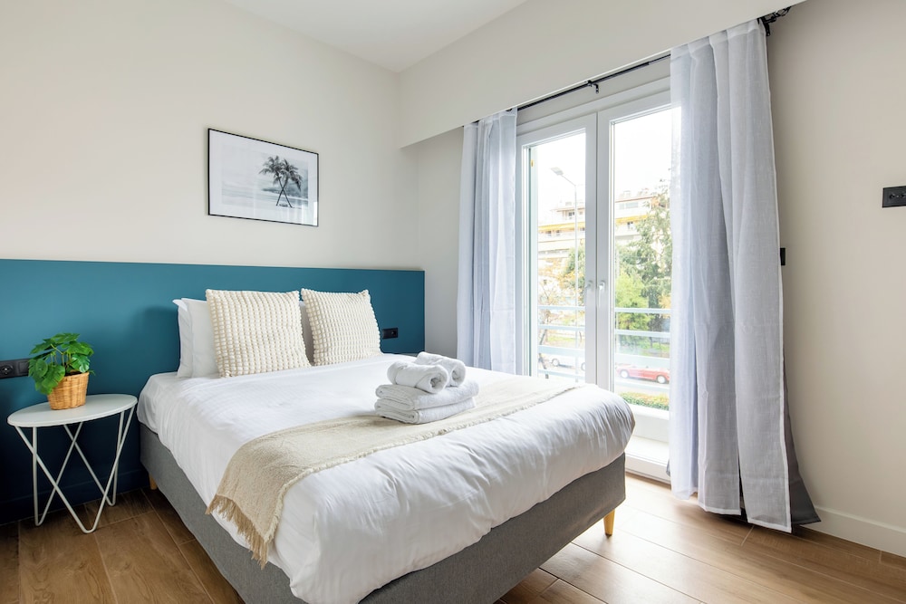 Nova 1-Bedroom Apartment in Athens