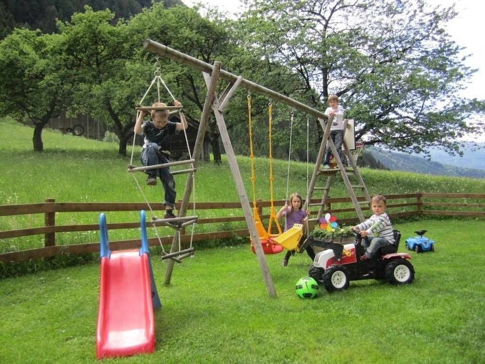 Photo 17