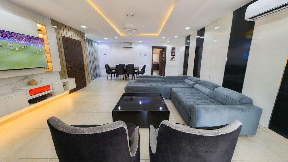 Service Apartment Hub