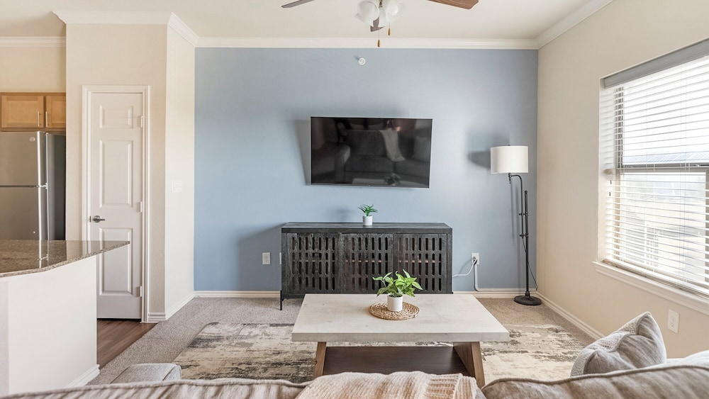 Landing Furnished Apartments near East Arlington