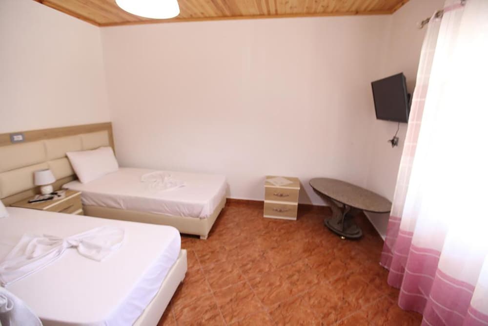 Vila Riza Veliu