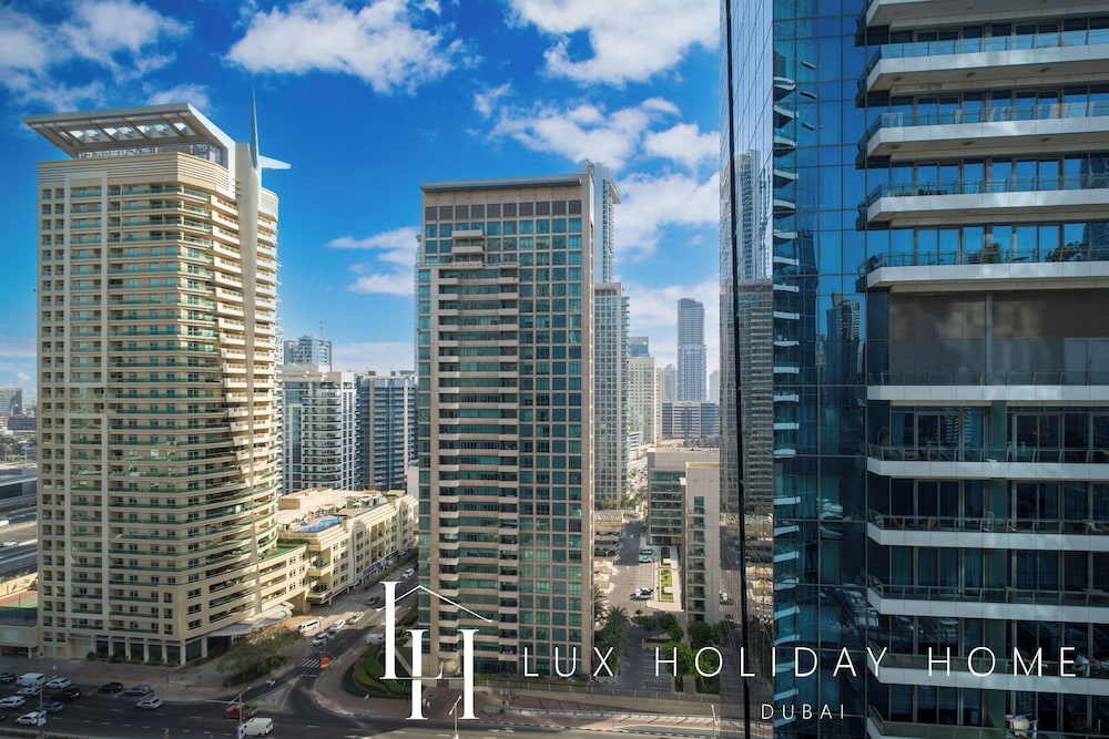 LUX The Silverene Marina View Studio 2