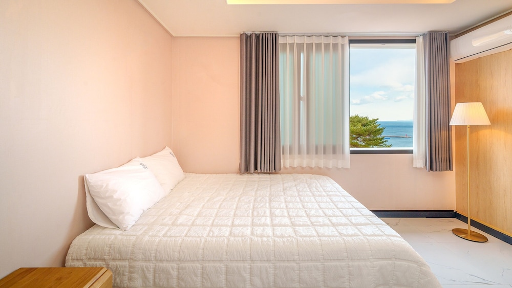 Namhae Onview Pension