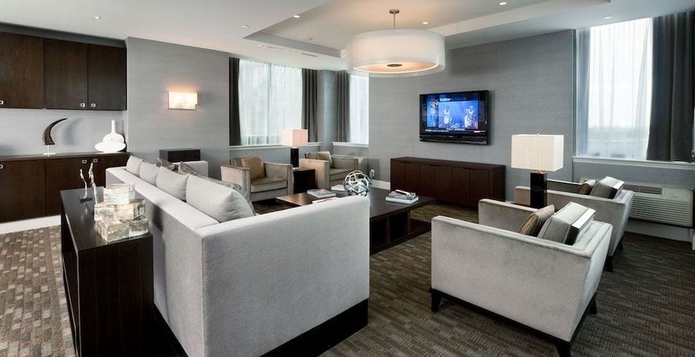 Luxy Suites Washington