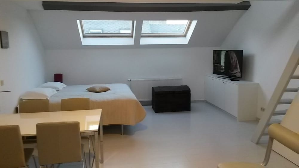 Midi Residence