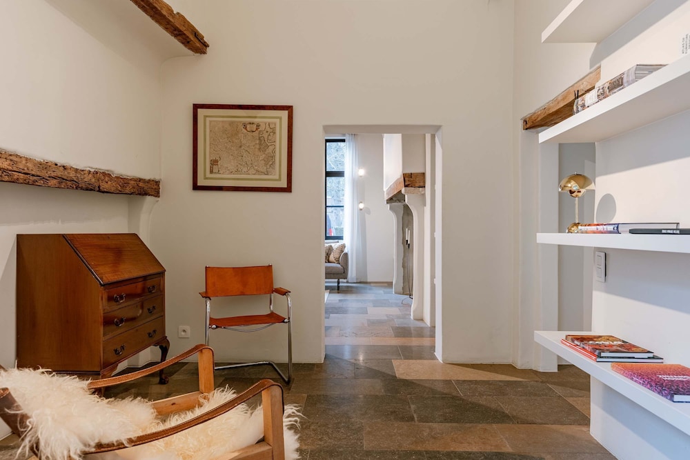 Huswell - Architect gem in the Heart of Ghent