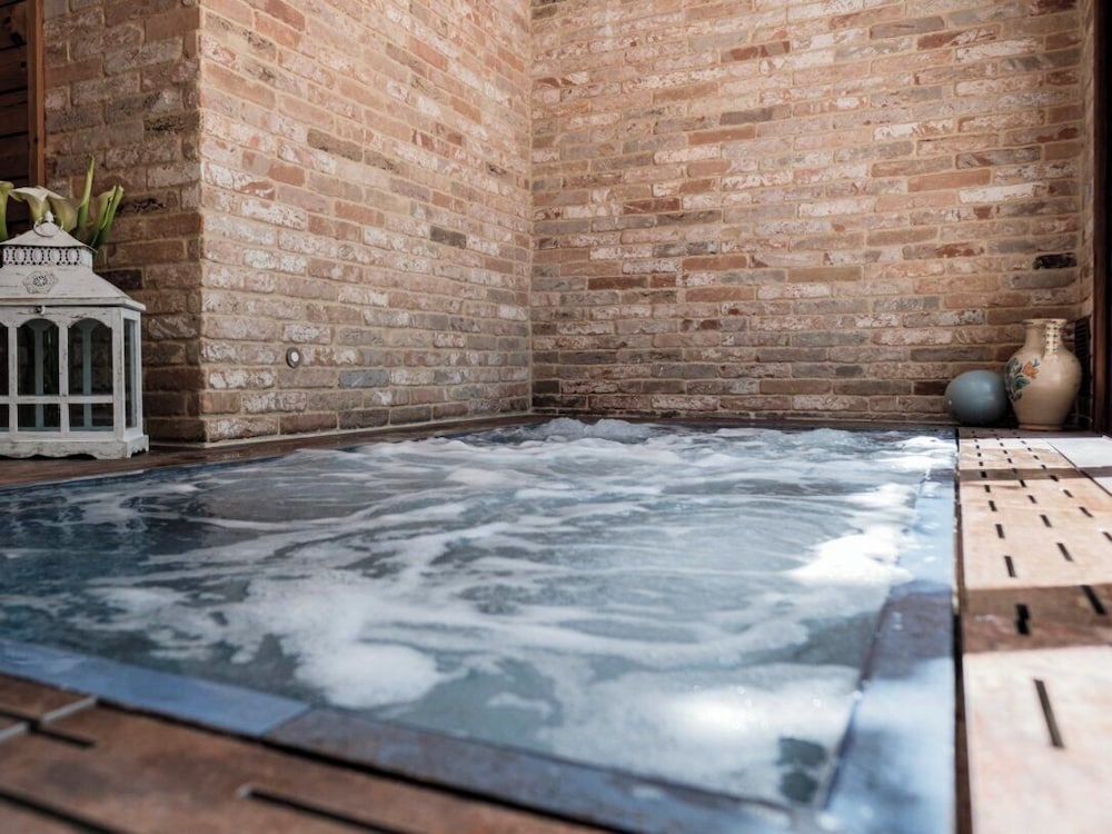 Accademia al Colle