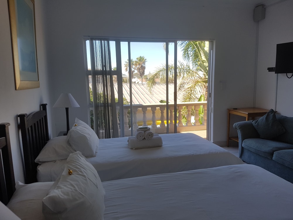 Melkbosch Guesthouse