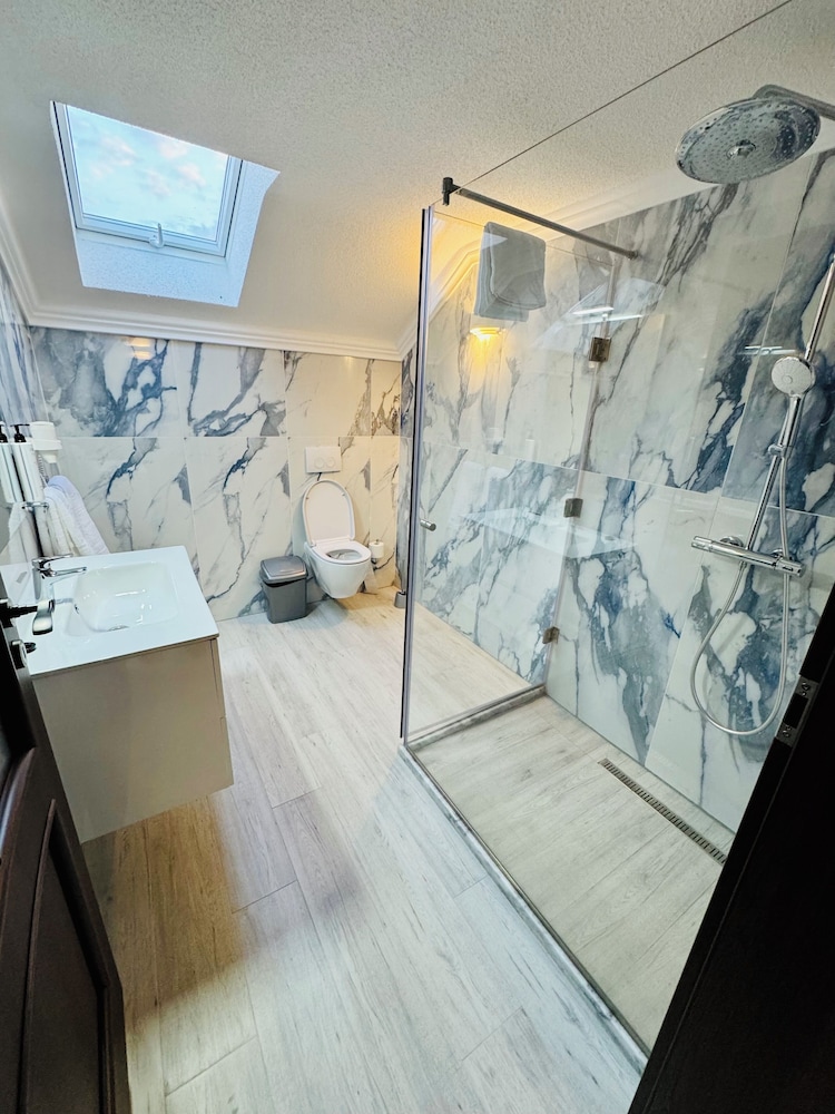 Roua Residence