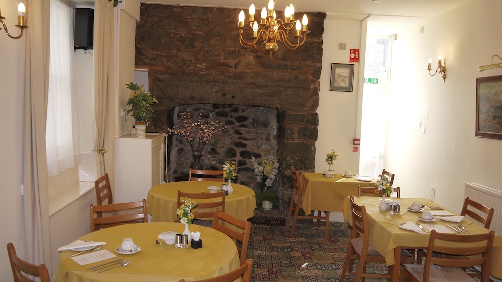 Ivy House