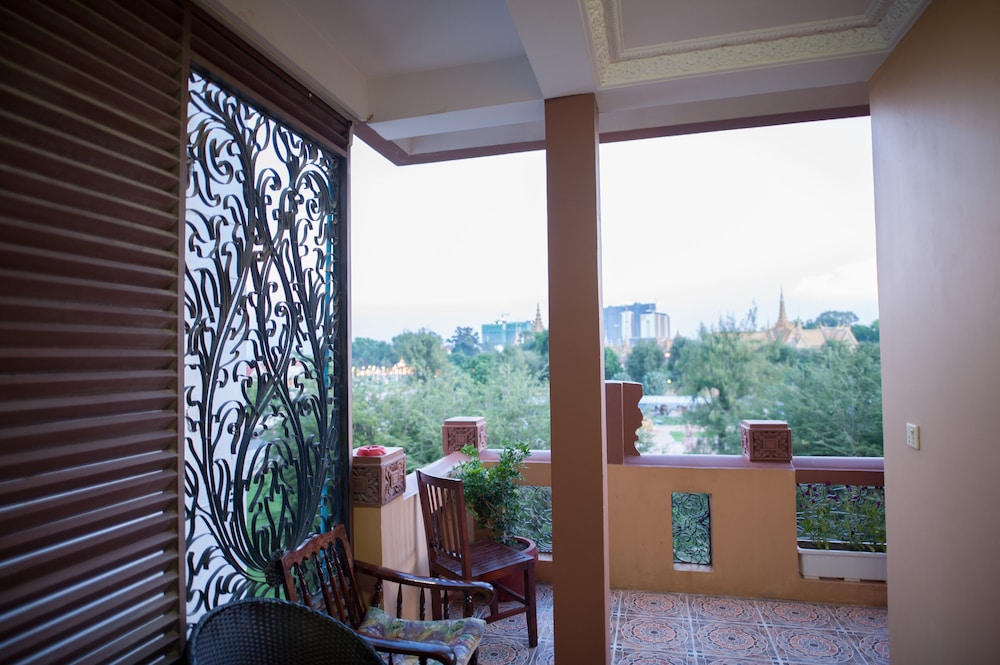 SKY Residence - 50m to Museum and Riverside