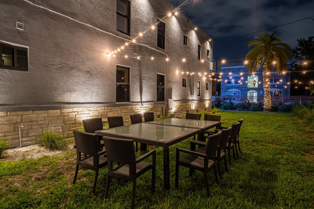 Charming Apartment Comfort Awaits