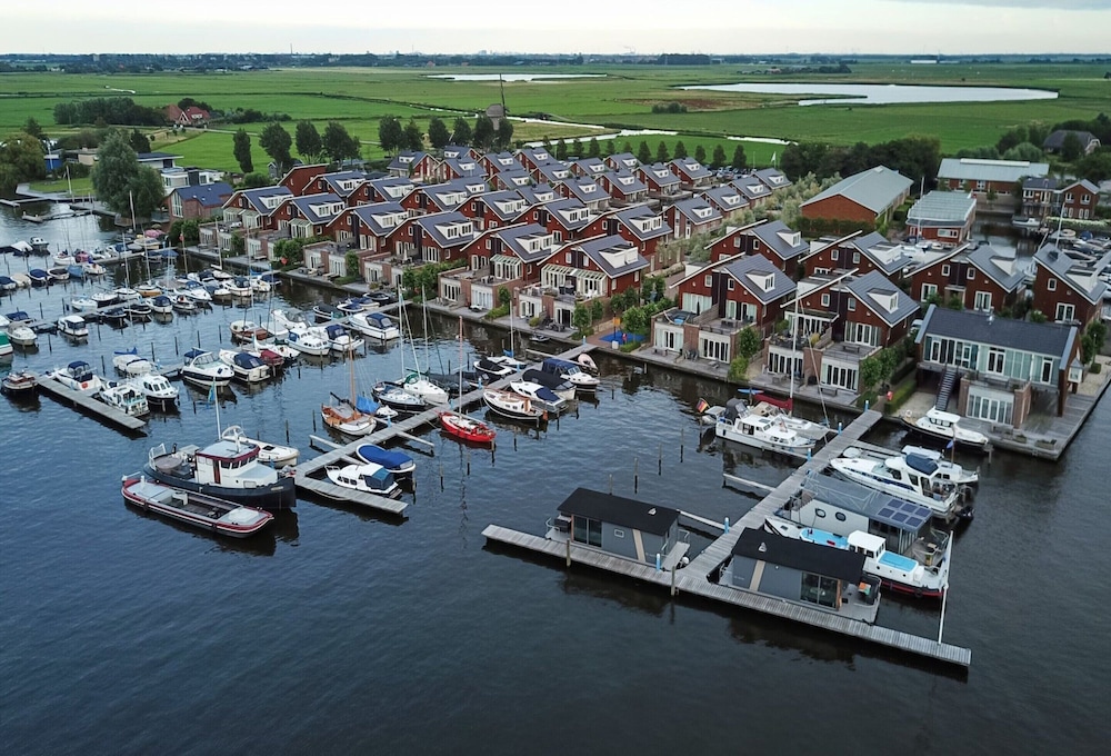 Beautiful House With AC, in the Port of Uitgeest