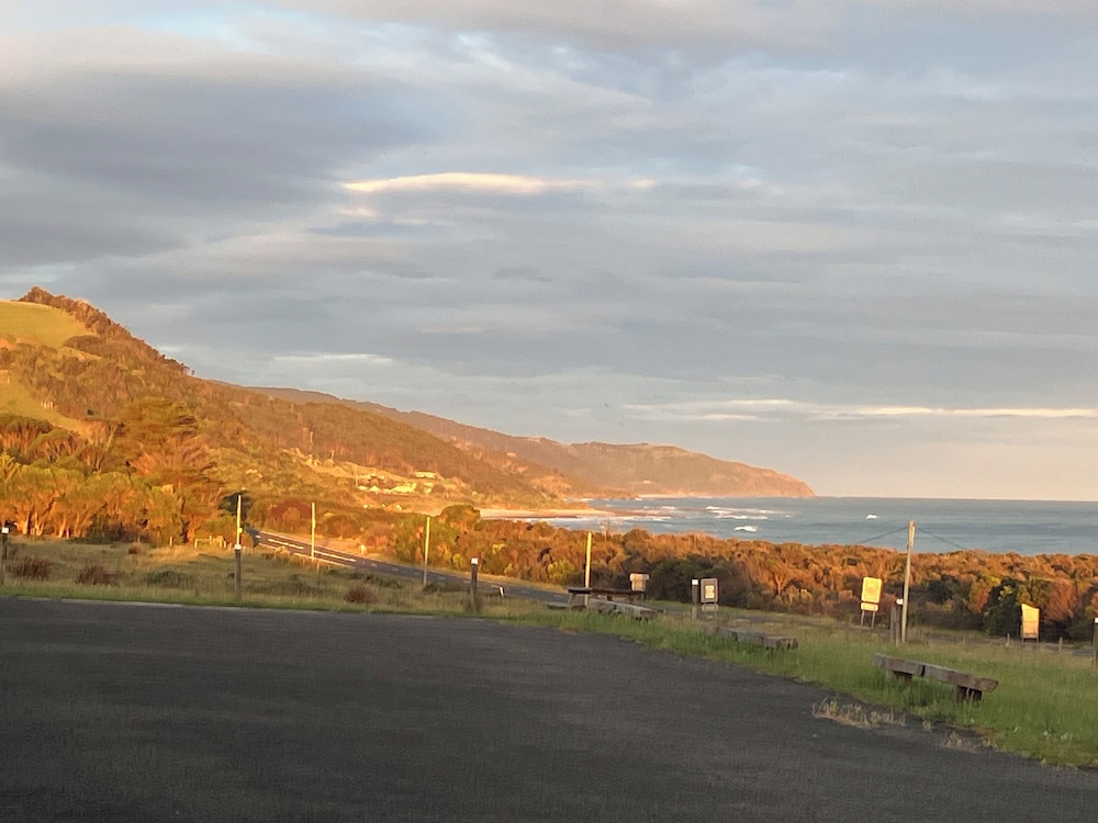 61 OCEAN ROAD MOTEL