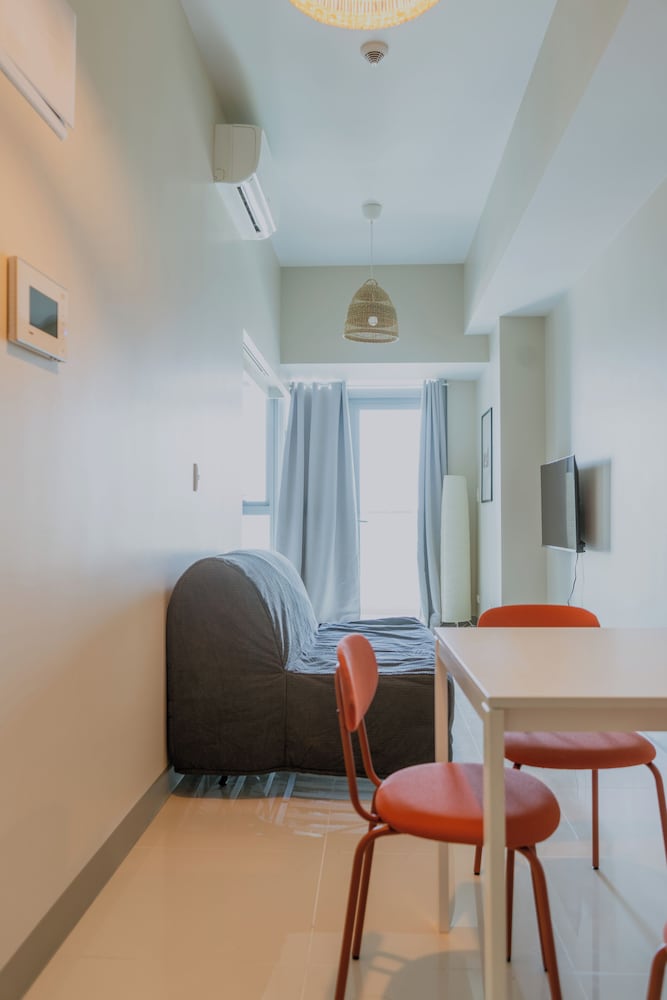 Uptown Park Suites Tower 2