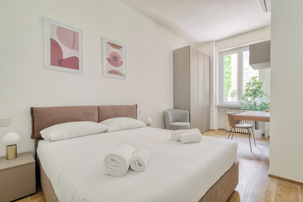 Bright 1-br apartment in Porta Genova