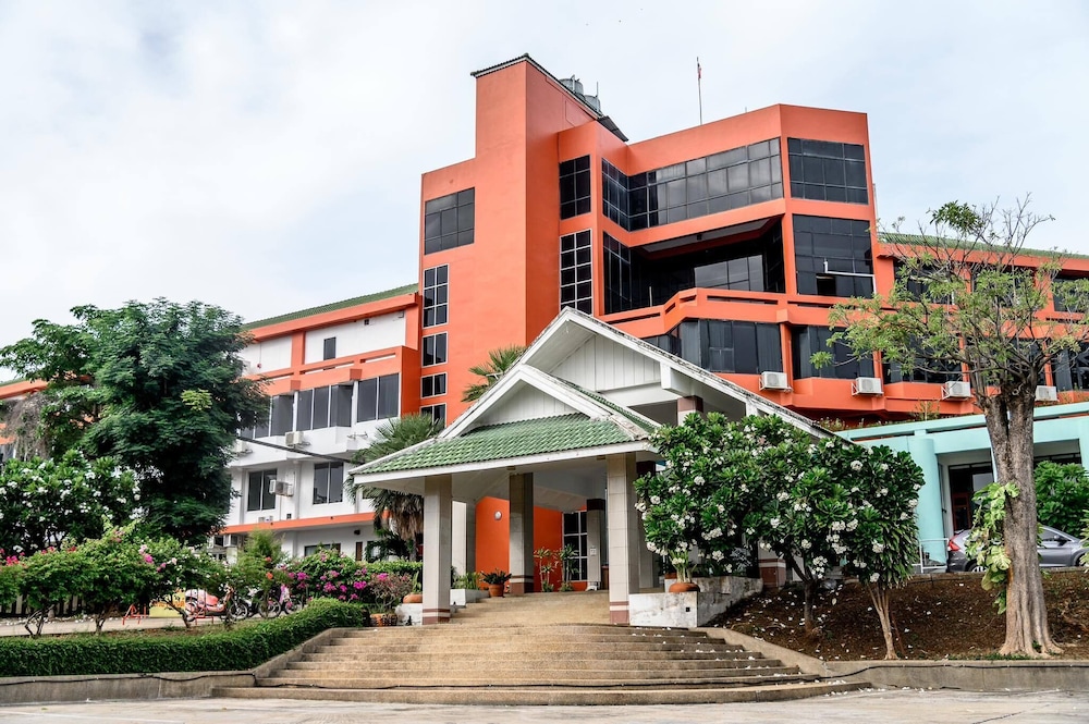 Beverly Hill Park Hotel