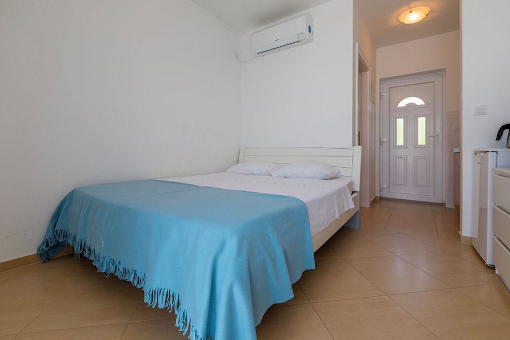 Apartment Mirta 1