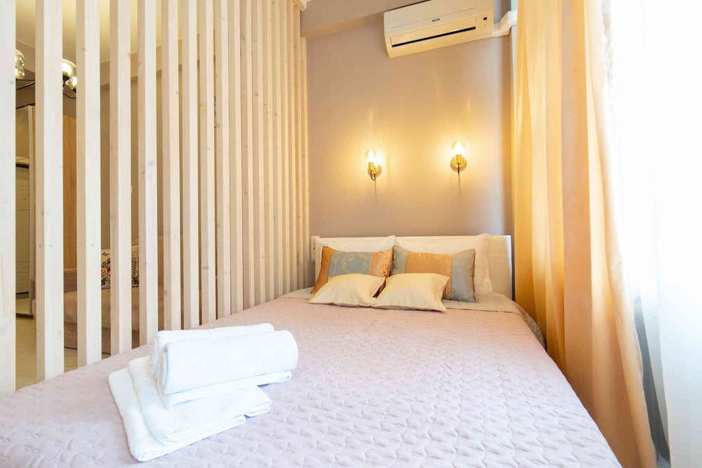 More Apartments na Plotinnoy 2-3 view 2