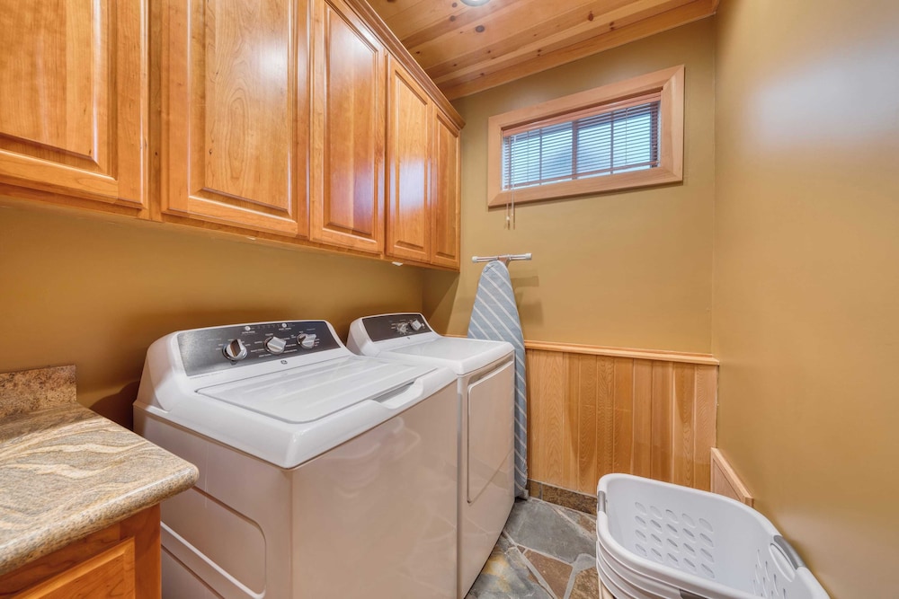 Northstar Haven Cozy-chic Retreat Near Lake Tahoe & Downtown Truckee