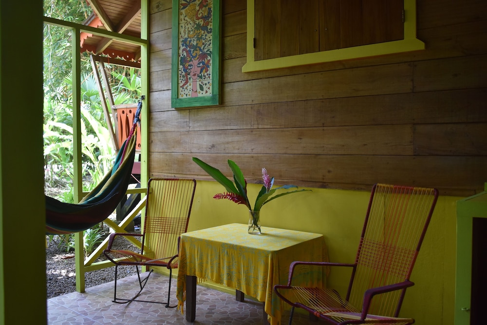 El Jardin de Playa Negra
