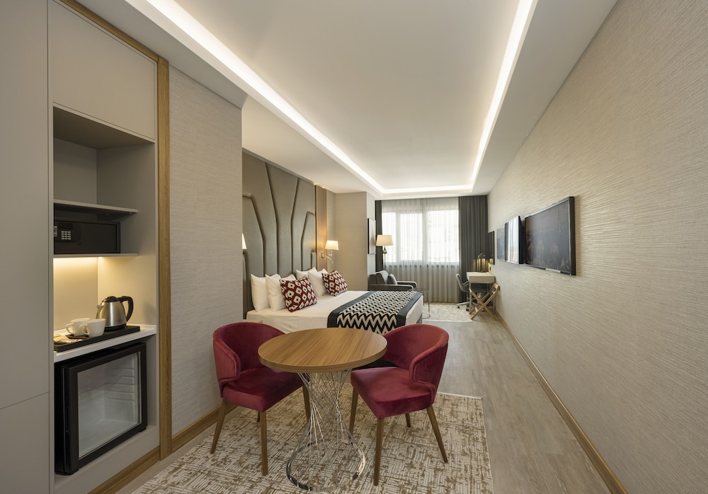 Ramada Encore By Wyndham İstanbul Şişli - Image 19
