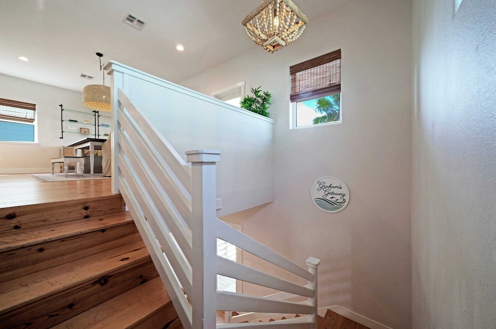 Coastal Escape w/ Pond Views + Pool Access Grahams Getaway by Avantstay