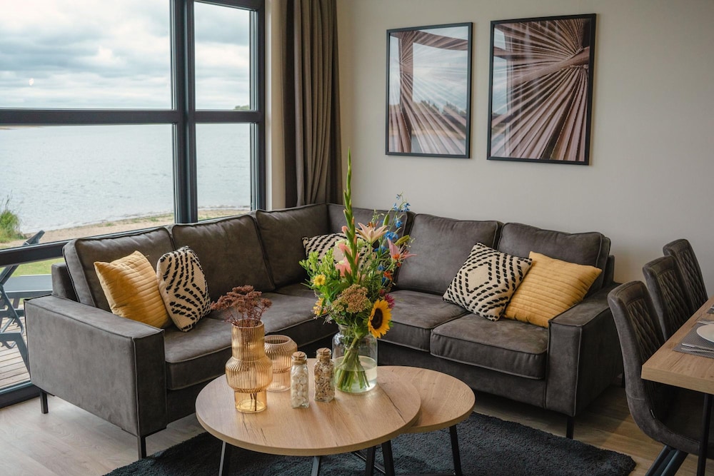 Villa Maritiem 6 Person view 3