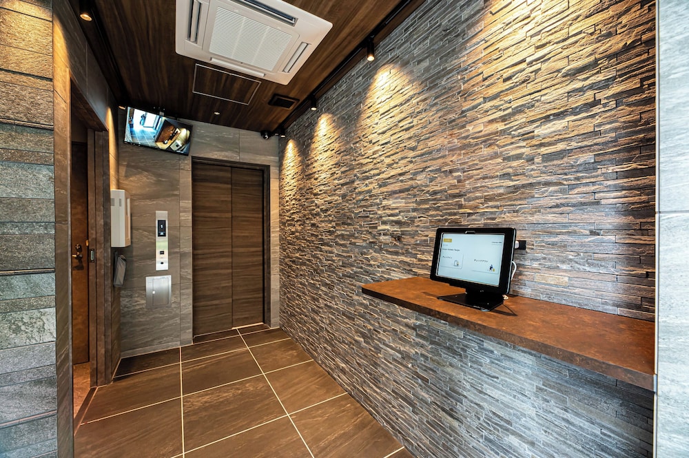 Axion Hotels Tenjin