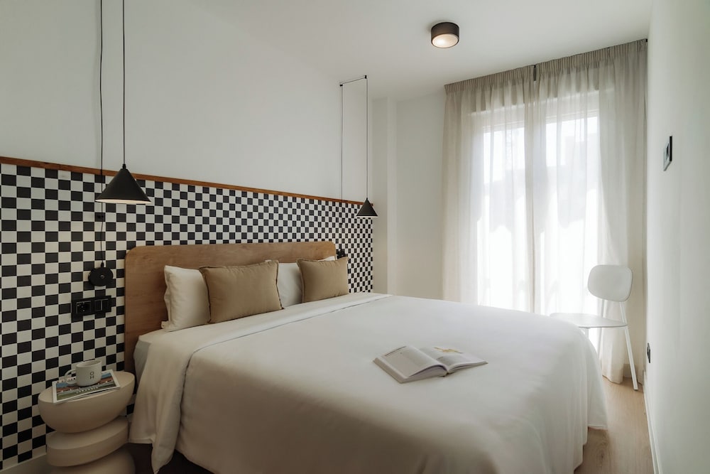Via Monte Apartments