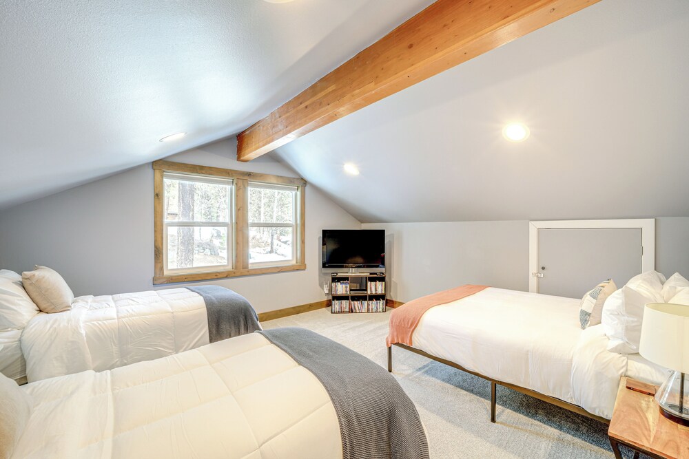'chelan Mountain Retreat' Chalet w/ Fire Pit!