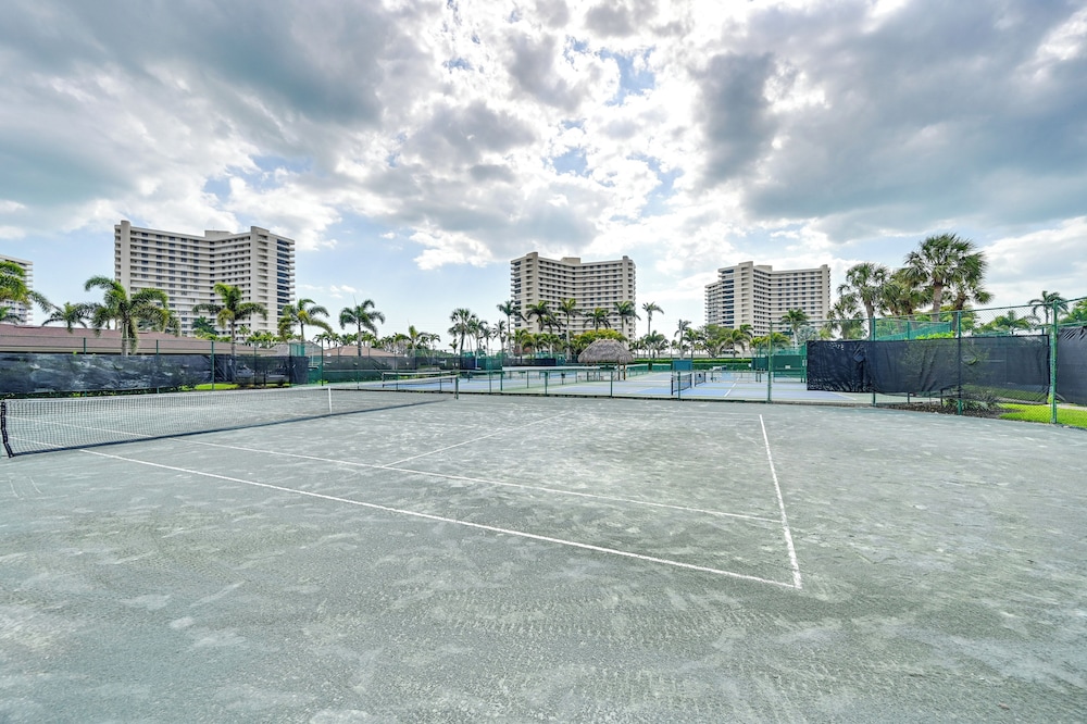 Direct Beach Access: Marco Island Resort Condo!