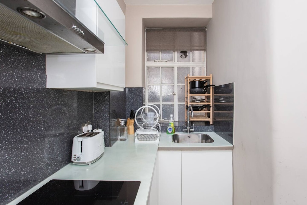Modern 2 Bedroom Apartment in Marble Arch