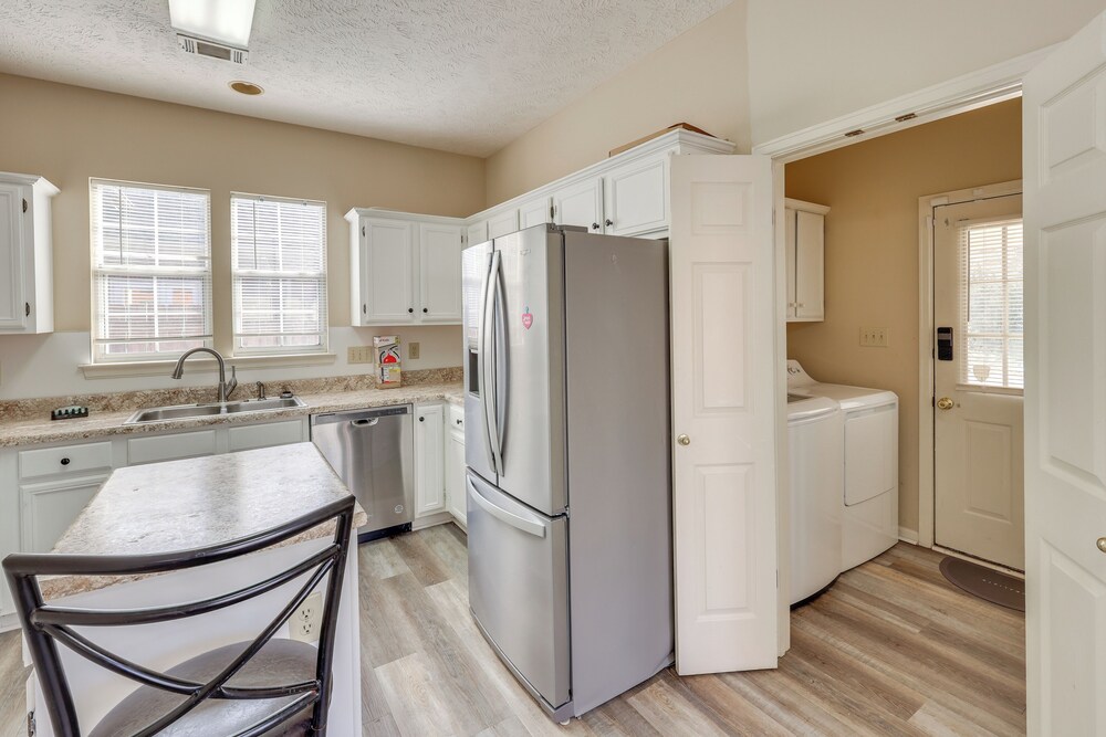 Home w/ Fenced Yard ~ 12 Mi to Dtwn Montgomery