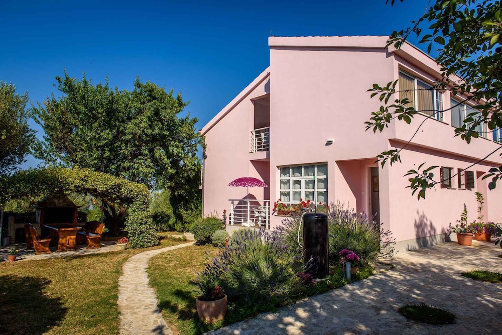 Apartments in Kozino/zadar Riviera 7951