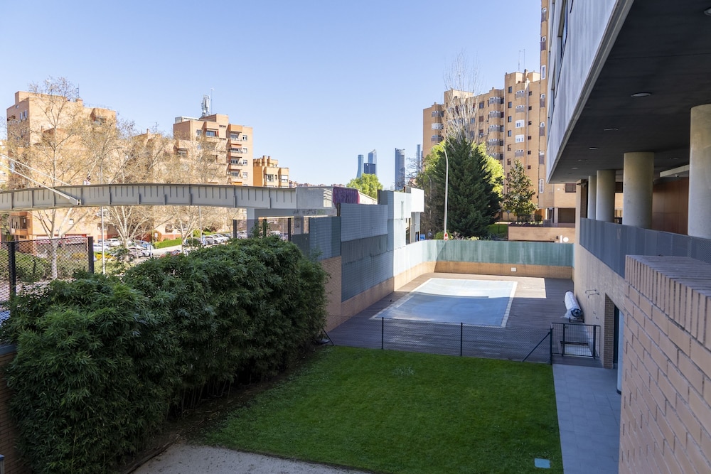 M Sres531i Encantador Piso Temporal de 1 Dormito