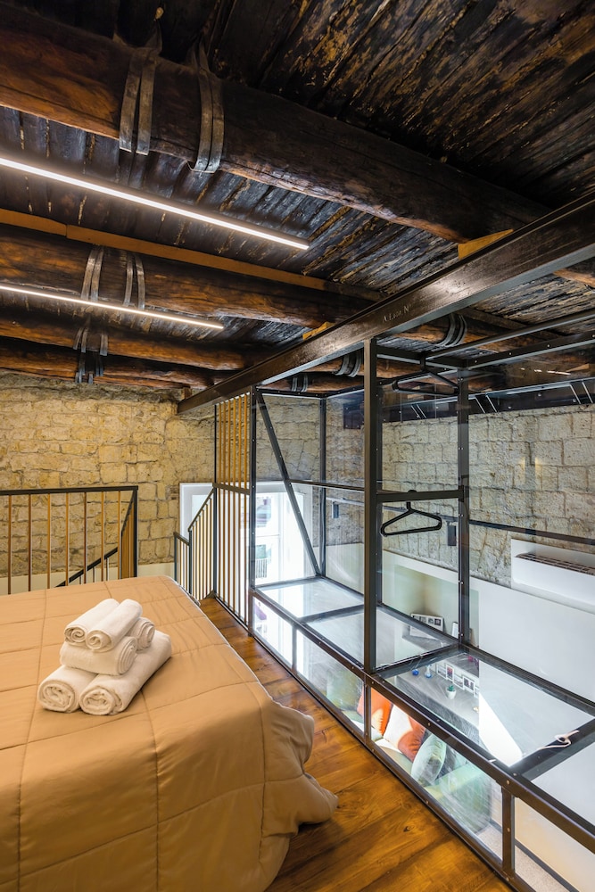 La Pinacoteca Aparthotel by NapoliApartments