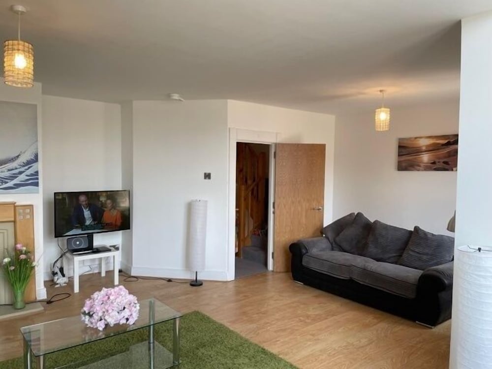 14 Millstone Court view 3
