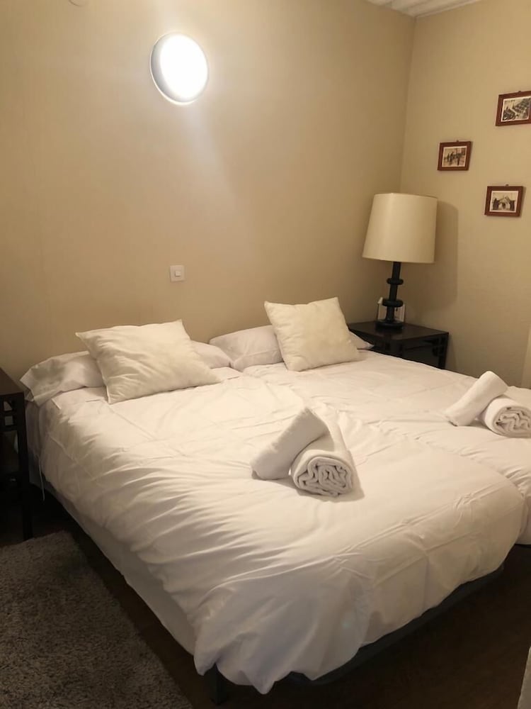 Apartamento de 8 en Zona Media