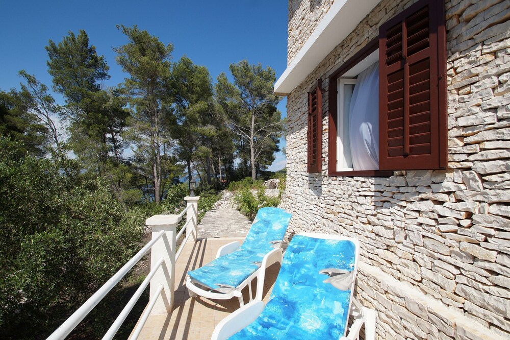 Ante Š - Peaceful and Close to the sea - A1 view 3