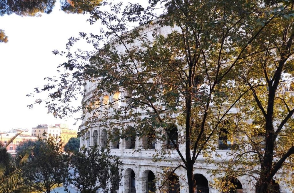 Conte House