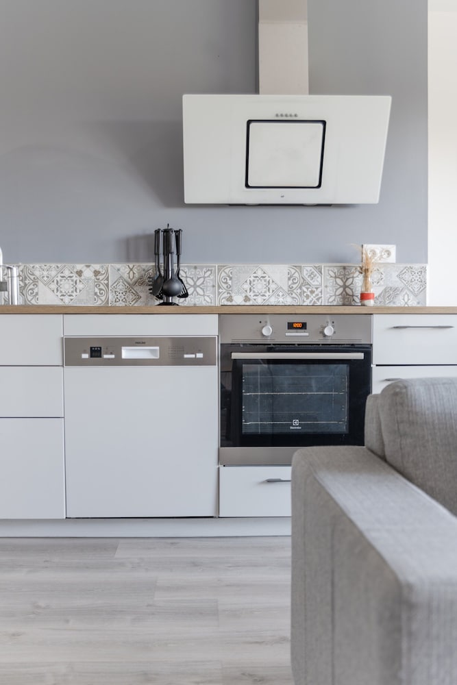Apartment in Ploudalmezeau Near Treompan Beach