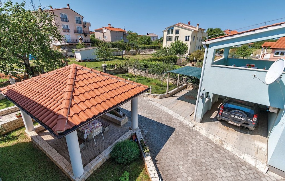 Apartments Tanja 100