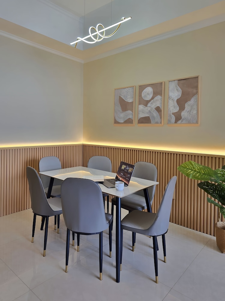 Staysanliving - Taman Anggrek Residence