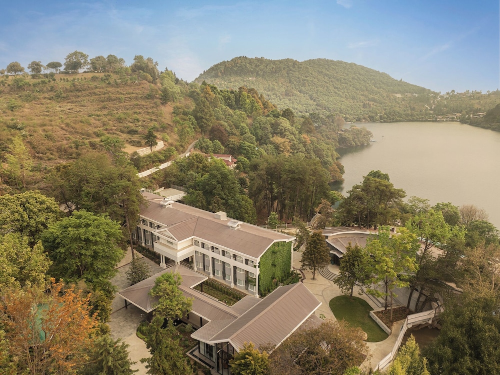 Naukuchia House, Naukuchiatal - IHCL SeleQtions