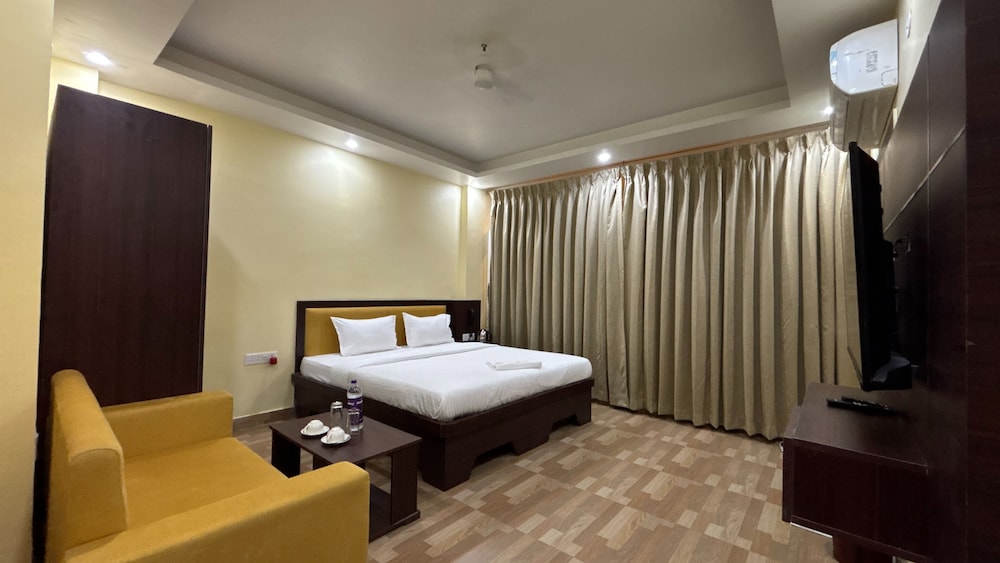 Hotel Shantam Regency