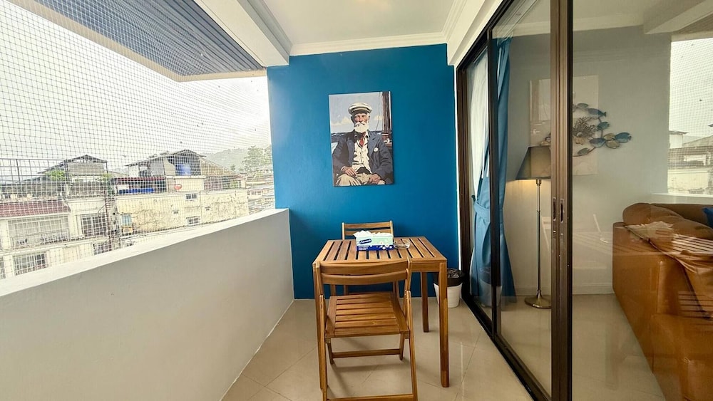 Palace - Spacious 1 Bedroom Condo With Shared Pool